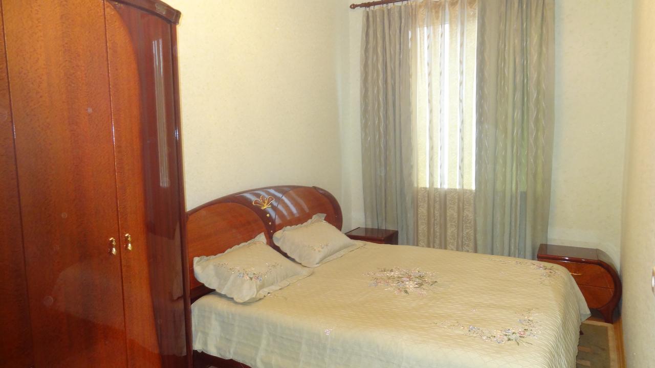 Apartment vake-saburtalo Tbilisi Buitenkant foto